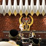Parlimen Beri Penghormatan Kepada Frontliner COVID-19