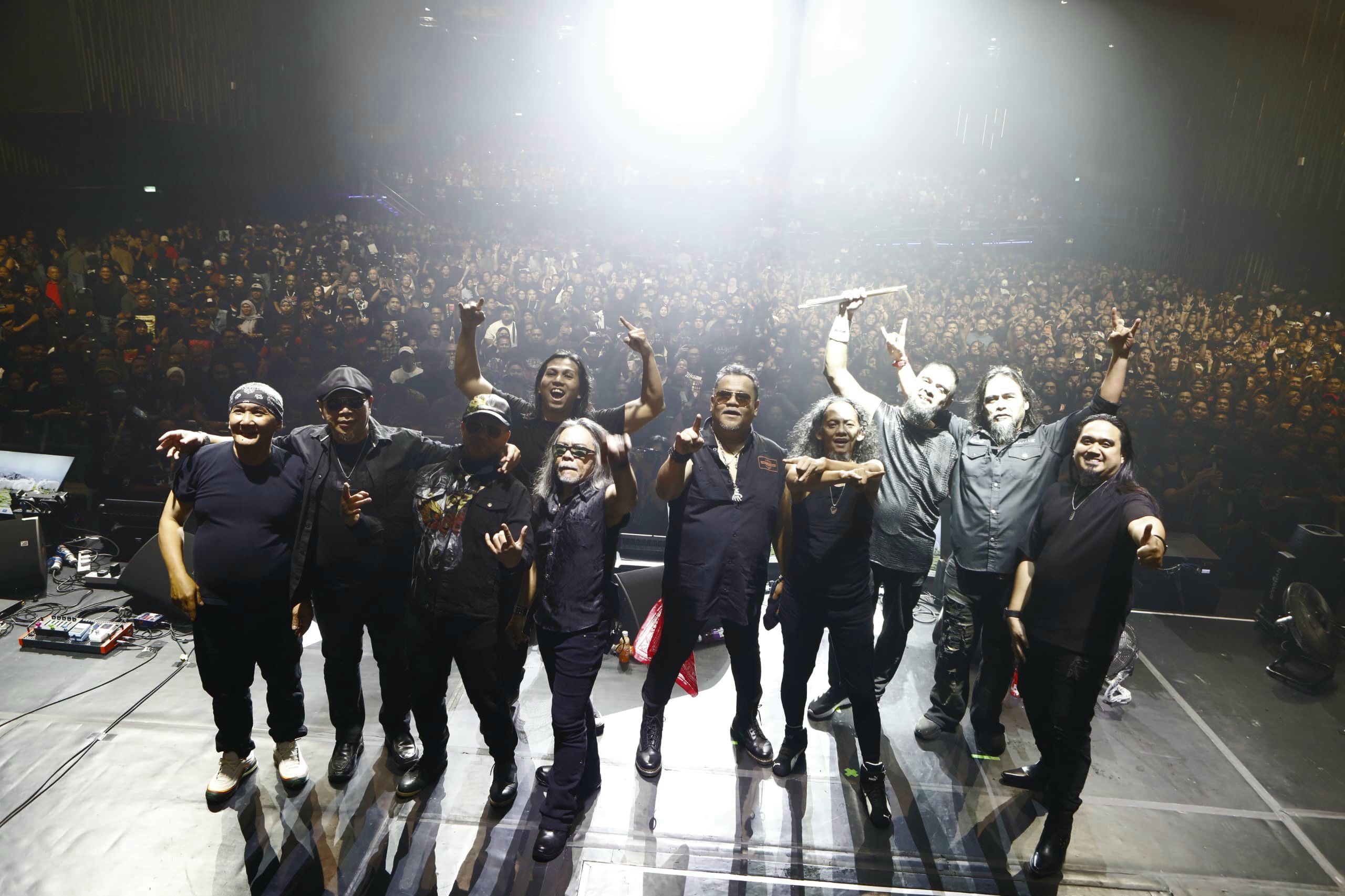 Pentas Barbarik Vol 2: 5,000 ‘Rejim Barbarik’ Terpukau