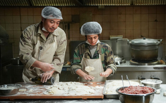 Dari Dapur Ke Medan Perang: Pengorbanan Seorang Ayah Dalam ‘Once Upon a Time in the Middle East’
